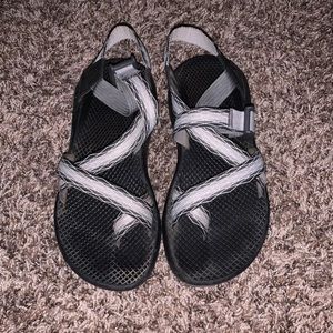 Women’s Chacos 🍃